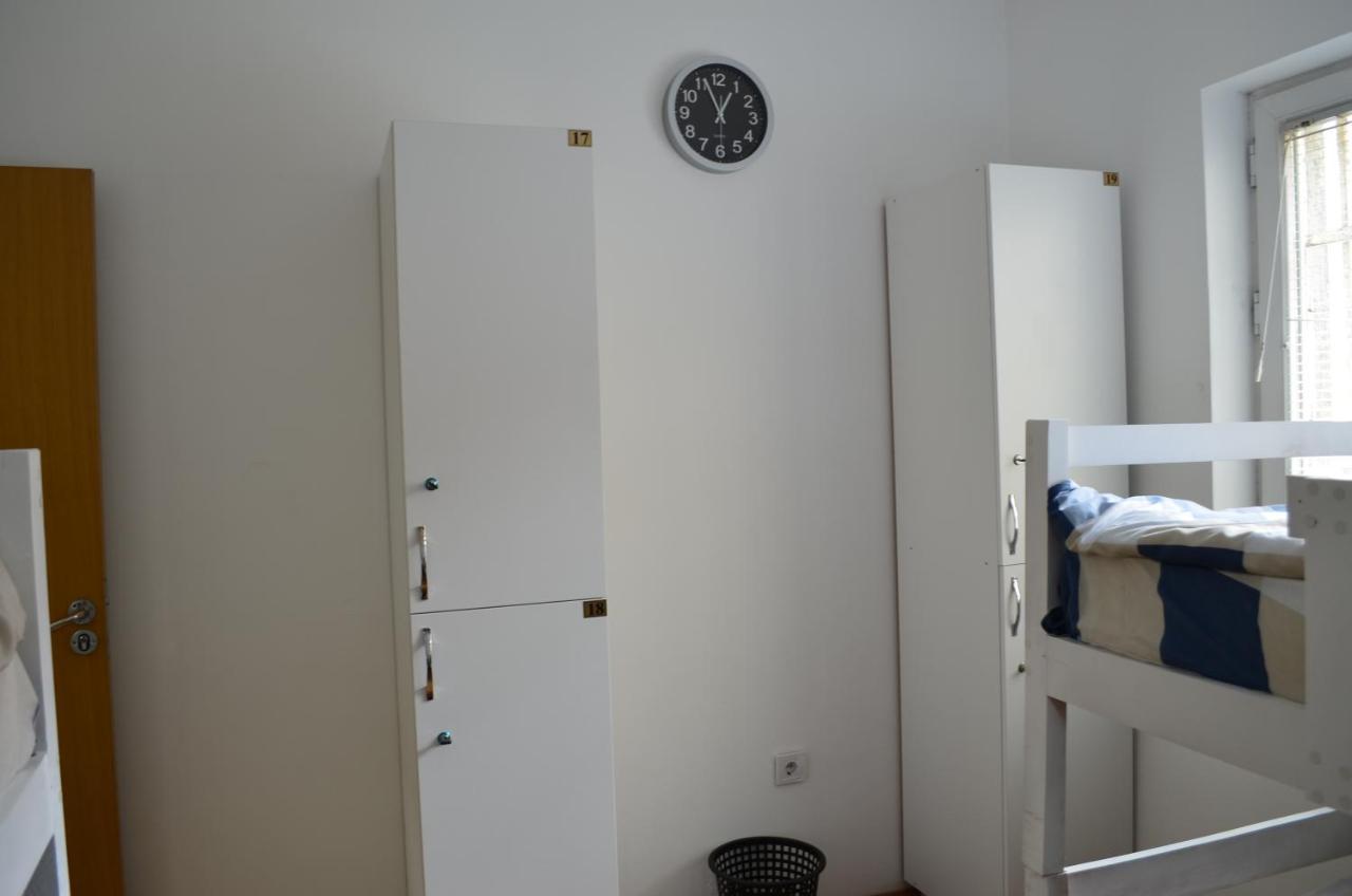 Moonlight Hostel Priština Exteriér fotografie