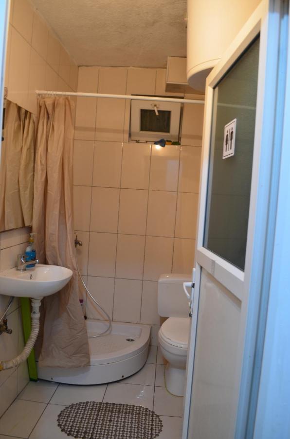 Moonlight Hostel Priština Exteriér fotografie